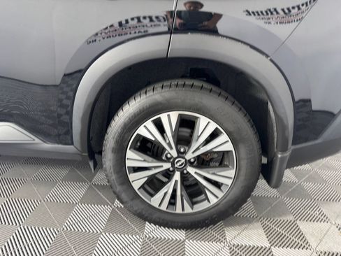 Used 2023 Nissan Rogue SV w/ SV Premium B Package AWD/4WD image 13