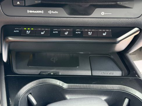 Used 2020 Lexus UX 250h w/ Luxury Package image 29