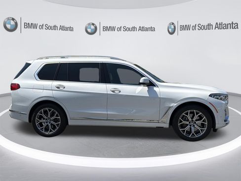 Used 2021 BMW X7 xDrive40i w/ Luxury Seating Package AWD/4WD image 31