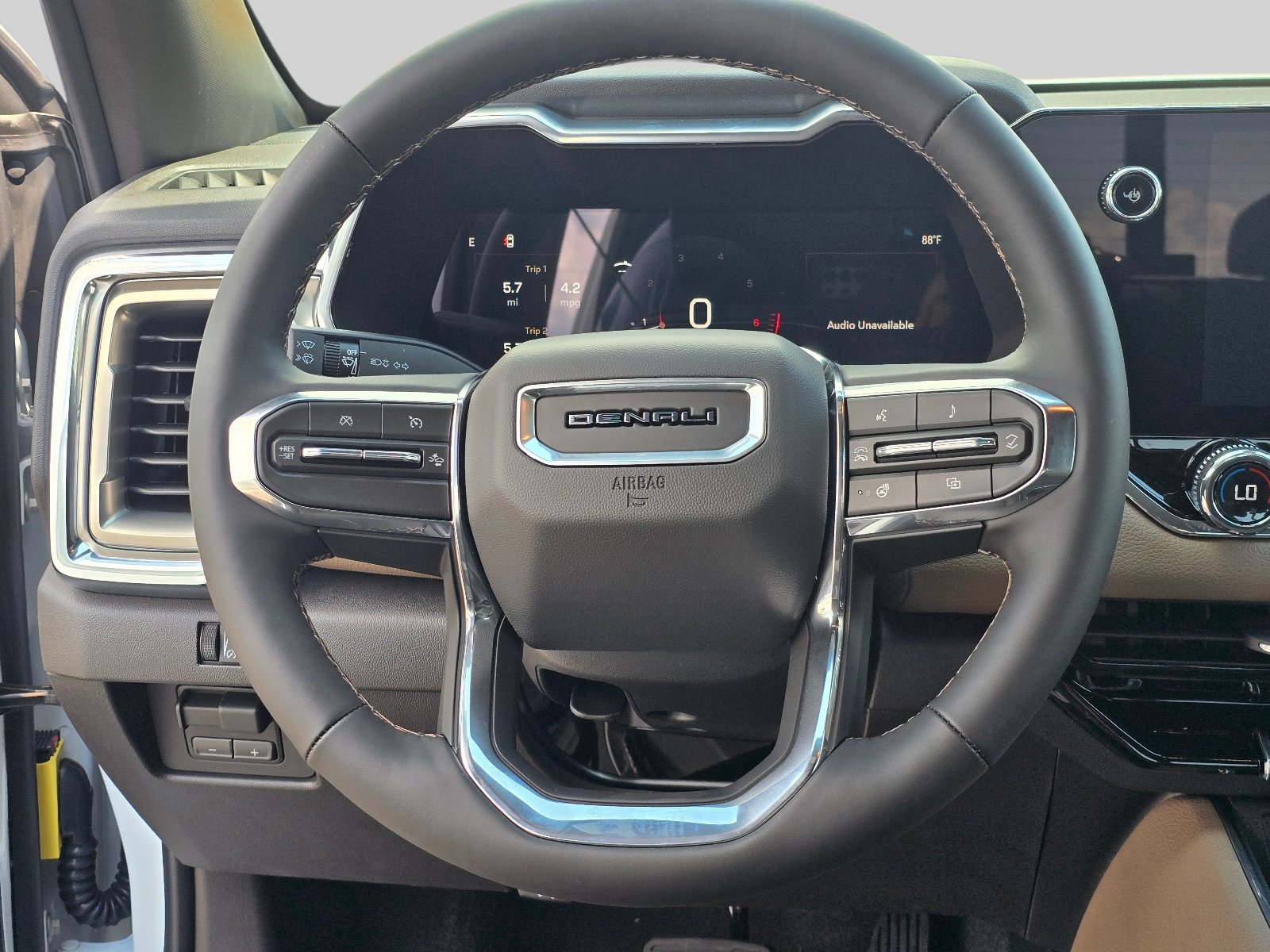 New 2026 GMC Canyon Denali AWD/4WD image 17