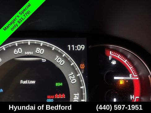 Used 2025 Toyota RAV4 XLE AWD/4WD image 15