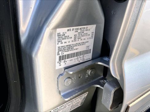 Used 2015 Ford F250 XLT w/ XLT Interior Package image 34