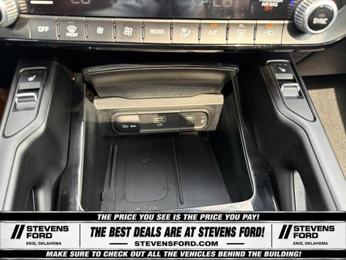 Used 2025 Kia Telluride S FWD image 27