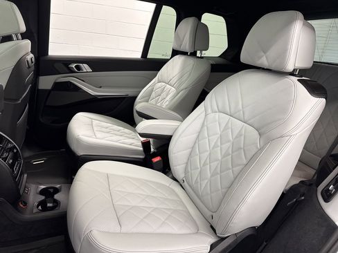 New 2026 BMW X7 xDrive40i image 45