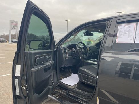 Used 2018 RAM 1500 Sport w/ Sport Premium Group image 10