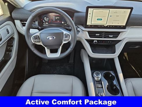New 2026 Ford Explorer Active w/ Active Comfort Package image 4