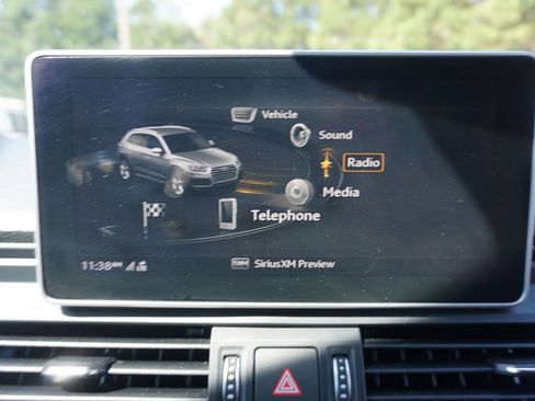 Used 2018 Audi Q5 2.0T Premium Plus w/ Premium Plus Package image 11