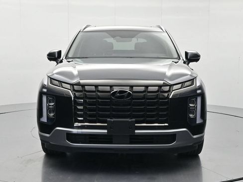 Used 2024 Hyundai Palisade Limited FWD image 2
