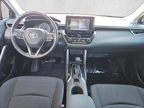 Used 2022 Toyota Corolla Cross LE FWD image 19