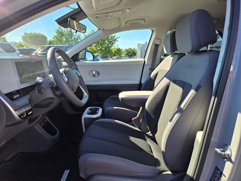 Used 2024 Hyundai Ioniq 5 SE RWD image 22