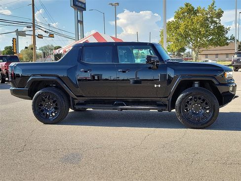 New 2025 GMC Hummer EV 2X image 12