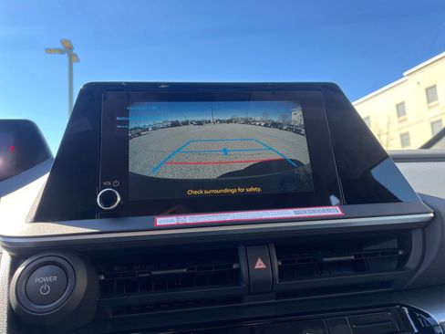 New 2026 Toyota Prius LE image 16