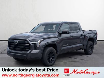 Used 2022 Toyota Tundra SR5 w/ SR5 Convenience Package