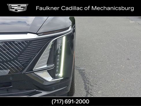 New 2025 Cadillac Lyriq Luxury image 10