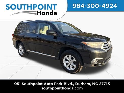 Used 2011 Toyota Highlander 2WD w/ Tech Pkg image 1