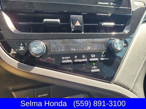 Used 2021 Toyota Camry XSE image 19