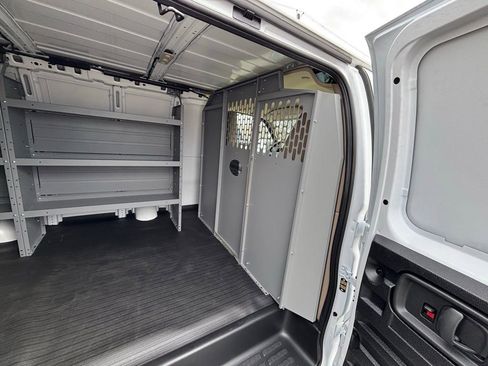 New 2026 Chevrolet Express 2500 image 7