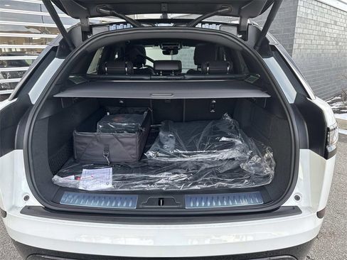 New 2026 Land Rover Range Rover Velar Dynamic SE image 6