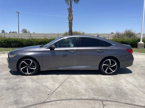 Used 2019 Honda Accord Sport image 5