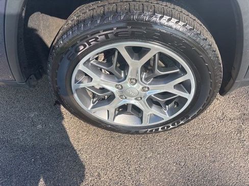 Used 2021 Jeep Grand Cherokee Limited w/ Luxury Group II AWD/4WD image 44