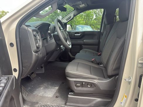 New 2026 Chevrolet Silverado 1500 Custom Trail Boss AWD/4WD image 10