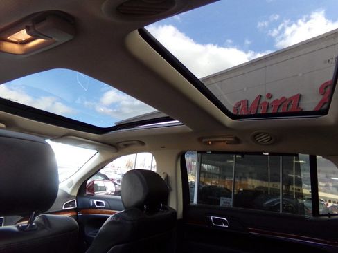 Used 2014 Lincoln MKT AWD w/ Equipment Group 201A image 21