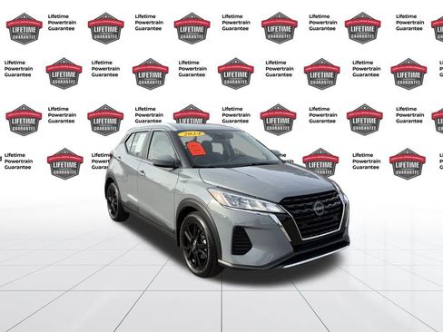 Certified 2024 Nissan Kicks SV image 9