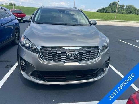 Used 2019 Kia Sorento EX AWD/4WD image 2