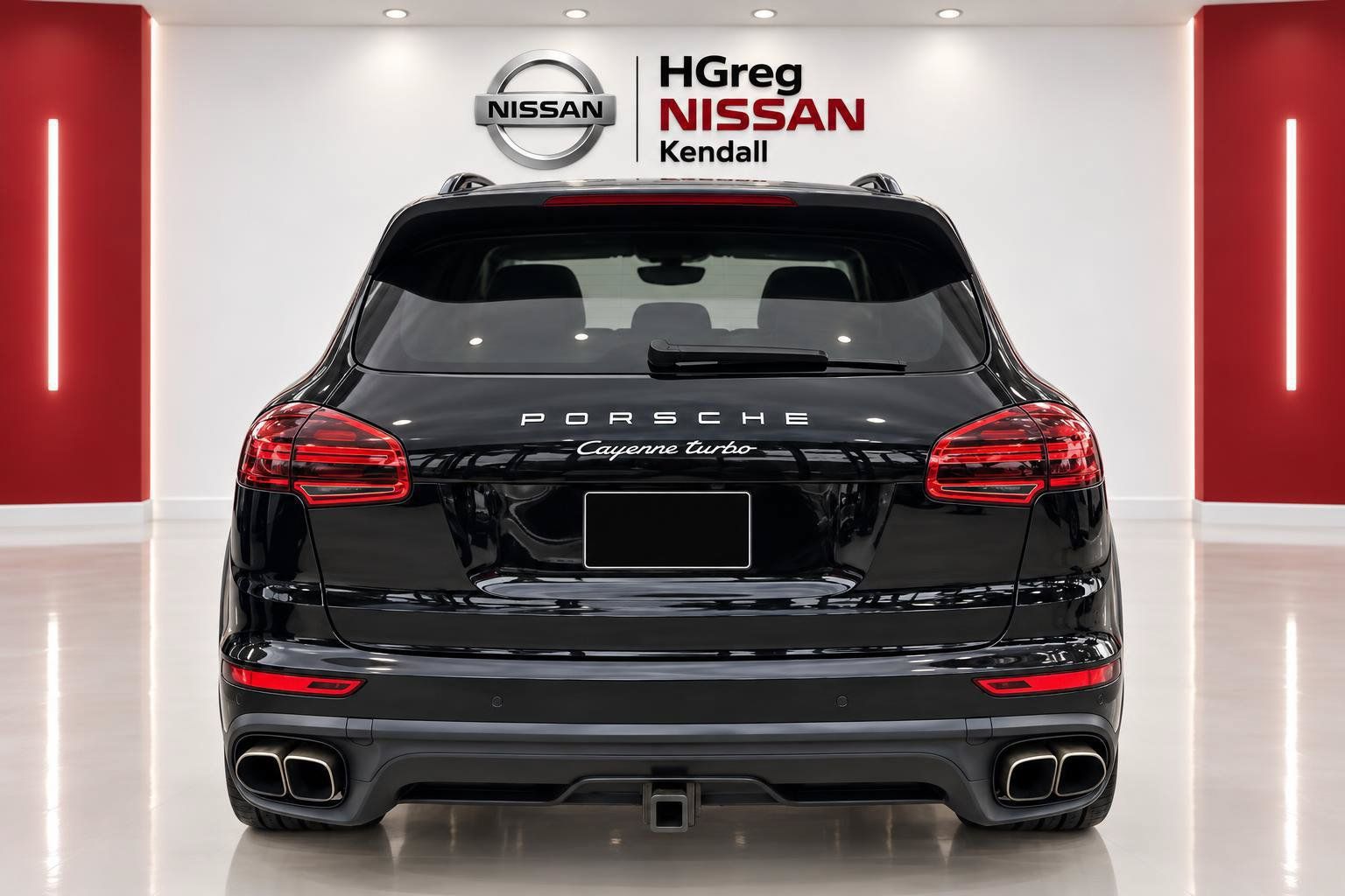 Used 2015 Porsche Cayenne Turbo AWD/4WD image 6