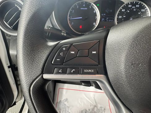 Used 2021 Nissan Kicks S FWD image 15