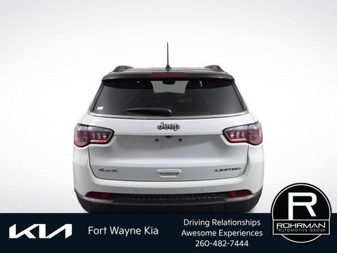 Used 2025 Jeep Compass Limited AWD/4WD image 9