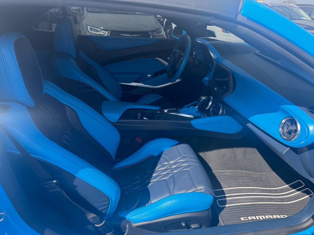 Used 2022 Chevrolet Camaro ZL1 RWD image 15