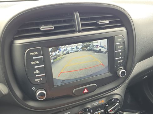 Used 2020 Kia Soul GT-Line w/ GT 2.0L Power Sunroof Package image 25