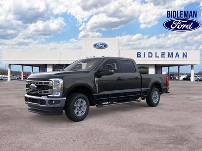 New 2026 Ford F250 4x4 Crew Cab Super Duty