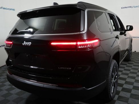 New 2025 Jeep Grand Cherokee L Limited w/ Luxury Tech Group II AWD/4WD image 6