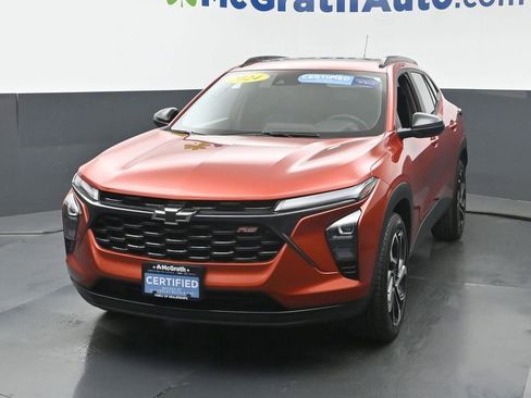 Certified 2024 Chevrolet Trax RS w/ Sunroof Package image 5