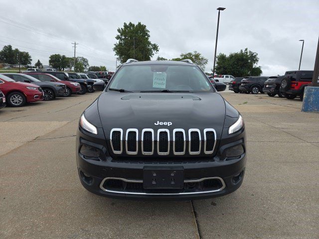 Used 2014 Jeep Cherokee Limited w/ Technology Group AWD/4WD image 2