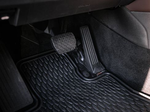 Certified 2021 MAZDA CX-30 AWD 2.5 S w/ Premium Package image 17