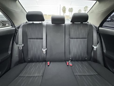 Used 2013 Toyota Corolla S image 33