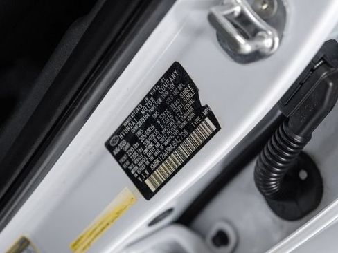 Used 2021 Hyundai Kona SE FWD image 66