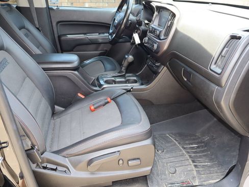 Used 2016 GMC Canyon SLE w/ All Terrain Package AWD/4WD image 16