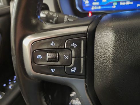 Used 2023 Chevrolet Suburban Premier RWD image 21