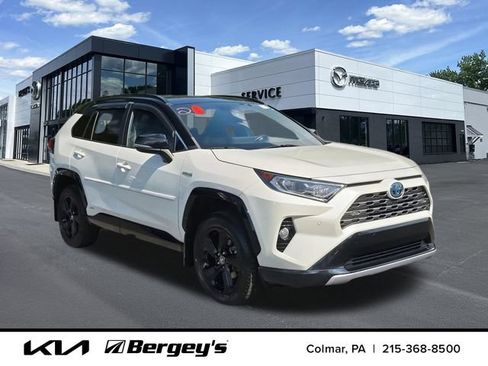 Used 2020 Toyota RAV4 XSE AWD/4WD image 3