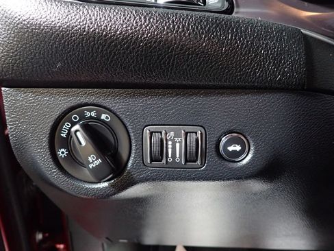 Used 2017 Dodge Challenger R/T RWD image 22