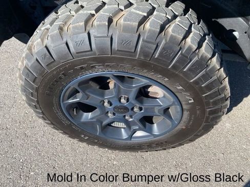 Used 2023 Jeep Wrangler Willys image 30