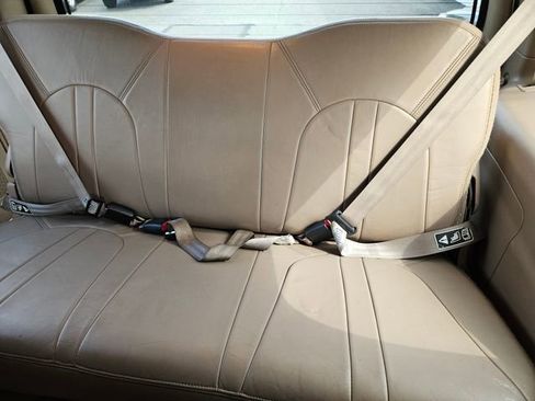 Used 1999 Ford Expedition XLT image 14