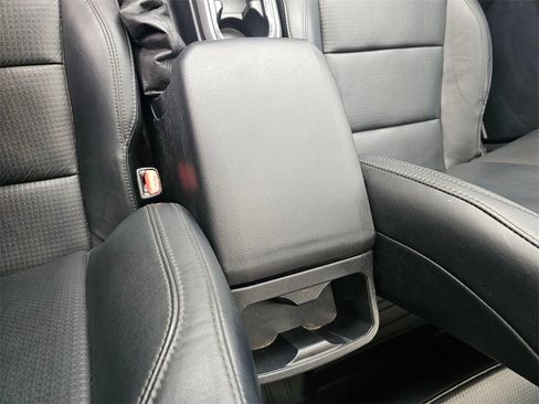 Used 2019 Toyota Tacoma TRD Sport image 30