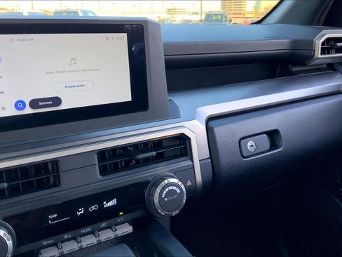 Used 2025 Toyota 4Runner SR5 image 34