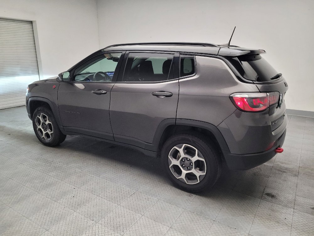 Used 2022 Jeep Compass Trailhawk w/ Trailhawk Convenience Group AWD/4WD image 3