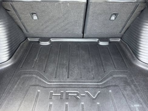 Used 2023 Honda HR-V EX-L image 16